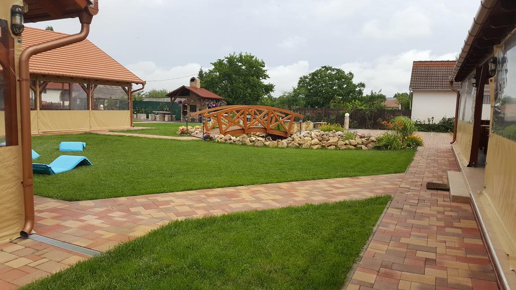Hotel Sovirag Vendeghaz Hortobágy Zewnętrze zdjęcie