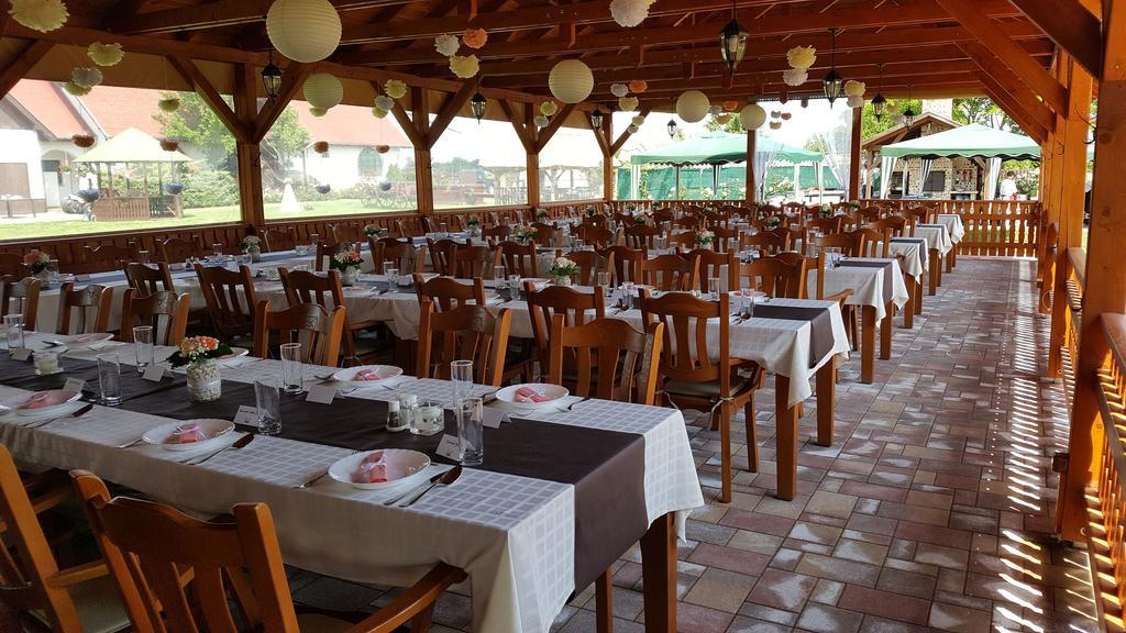 Hotel Sovirag Vendeghaz Hortobágy Zewnętrze zdjęcie