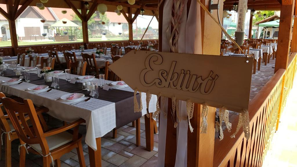 Hotel Sovirag Vendeghaz Hortobágy Zewnętrze zdjęcie